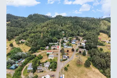 316 Wells Rd, Oakland, OR 97462 - Photo 22