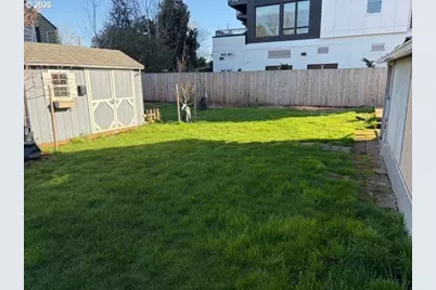 174 NE 4th Ave, Hillsboro, OR 97124 - Photo 30