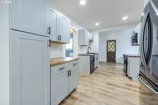 1362 W 11th Ave, Eugene, OR 97402 - Photo 10