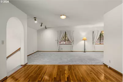 7245 N Macrum Ave, Portland, OR 97203 - Photo 8