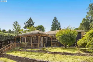 7245 N Macrum Ave, Portland, OR 97203 - Photo 2