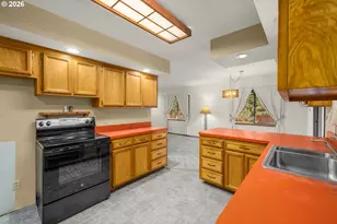 7245 N Macrum Ave, Portland, OR 97203 - Photo 20