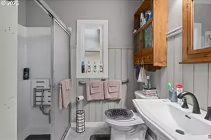 1068 9th St, Washougal, WA 98671 - Photo 26