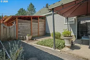 1068 9th St, Washougal, WA 98671 - Photo 16