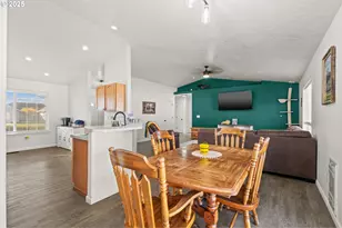 620 W Wren Ave, Hermiston, OR 97838 - Photo 12