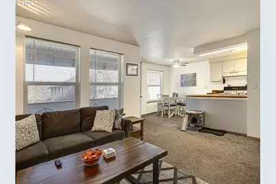 8913 SE Rhone St, Portland, OR 97266 - Photo 20