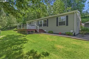 475 E 9th St, Rainier, OR 97048 - Photo 1
