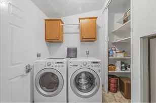 475 E 9th St, Rainier, OR 97048 - Photo 22