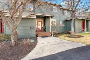 1045 Golden Pheasant Dr, Redmond, OR 97756 - Photo 1