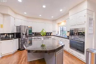 16121 NE San Rafael St, Portland, OR 97230 - Photo 6