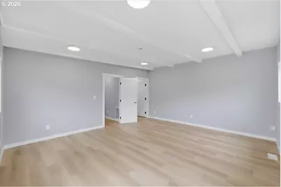 28411 Liberty Rd, Sweet Home, OR 97386 - Photo 32