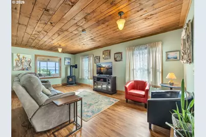 683 Florence Ave, Astoria, OR 97103 - Photo 10