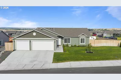 2931 Curlew St, Umatilla, OR 97882 - Photo 1