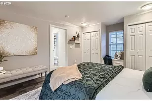 11369 SW Sycamore Pl, Portland, OR 97223 - Photo 18