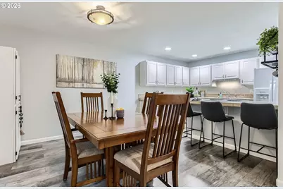 11369 SW Sycamore Pl, Portland, OR 97223 - Photo 6