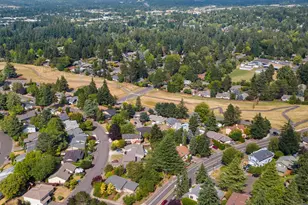 6127 SW 161st Pl, Beaverton, OR 97007 - Photo 48