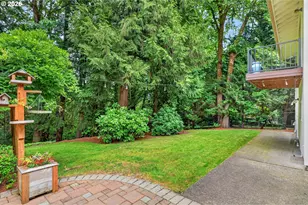 725 Carrera Ln, Lake Oswego, OR 97034 - Photo 26