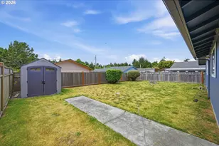 1110 Fenwick St, Coos Bay, OR 97420 - Photo 24