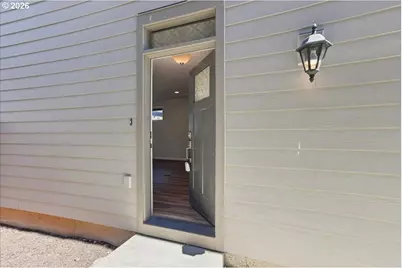 5722 NE 59th Cir, Vancouver, WA 98661 - Photo 4