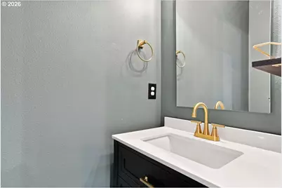 5722 NE 59th Cir, Vancouver, WA 98661 - Photo 14