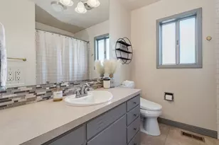 711 SE 101st Ave, Vancouver, WA 98664 - Photo 20