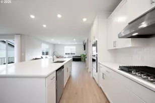 16800 SW Dowitcher Ln, Beaverton, OR 97007 - Photo 10