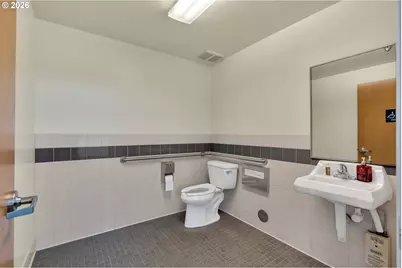 3463 NE John Olsen Ave, Hillsboro, OR 97124 - Photo 8