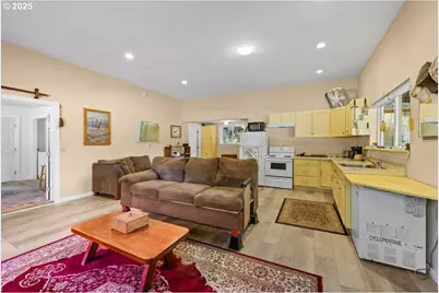 14339 Highway 101, Brookings, OR 97415 - Photo 10