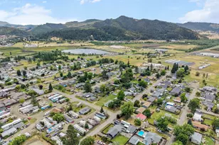 164 Hawthorne St, Sutherlin, OR 97479 - Photo 42