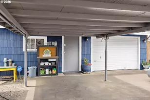 164 Hawthorne St, Sutherlin, OR 97479 - Photo 30