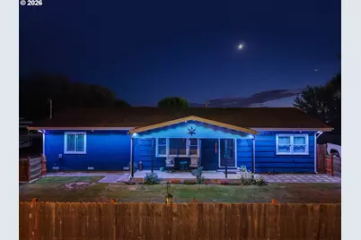 164 Hawthorne St, Sutherlin, OR 97479 - Photo 2