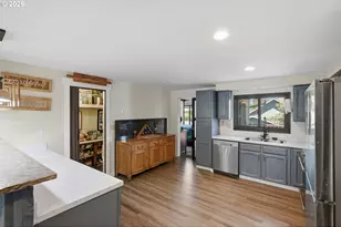 2220 Maine Ct, North Bend, OR 97459 - Photo 12