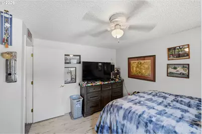 2220 Maine Ct, North Bend, OR 97459 - Photo 32