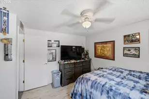 2220 Maine Ct, North Bend, OR 97459 - Photo 32