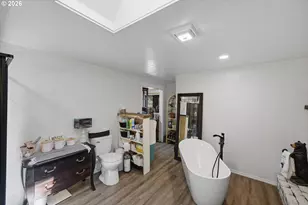 2220 Maine Ct, North Bend, OR 97459 - Photo 22