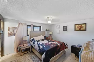 2220 Maine Ct, North Bend, OR 97459 - Photo 28