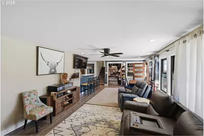 2220 Maine Ct, North Bend, OR 97459 - Photo 8