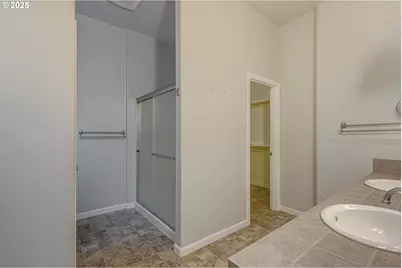 940 Hayes St, Mount Angel, OR 97362 - Photo 16