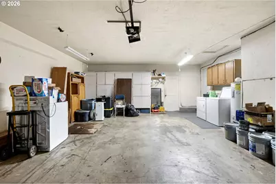 1132 T St, Springfield, OR 97477 - Photo 44