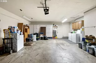 1132 T St, Springfield, OR 97477 - Photo 44