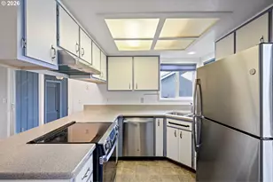 1132 T St, Springfield, OR 97477 - Photo 14