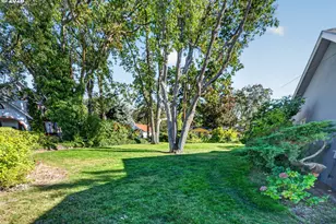 1301 E 18th St, The Dalles, OR 97058 - Photo 10