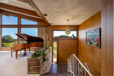 3375 Eagle Crest Rd NW, Salem, OR 97304 - Photo 4