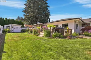 3562 SE Cedar St, Hillsboro, OR 97123 - Photo 38