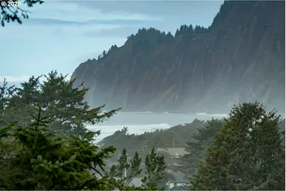 388 Ridge Ct, Manzanita, OR 97130 - Photo 4