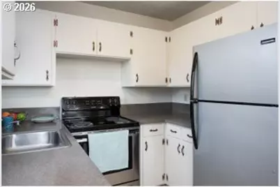 1800 SE Stark St SE, Portland, OR 97214 - Photo 8