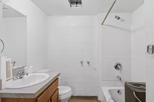 715 S McLoughlin Blvd, Oregon City, OR 97045 - Photo 16