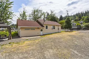 715 S McLoughlin Blvd, Oregon City, OR 97045 - Photo 2