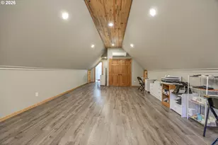 6415 NW Kestrel Hill Ln, Corvallis, OR 97330 - Photo 32