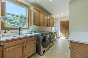 6415 NW Kestrel Hill Ln, Corvallis, OR 97330 - Photo 20